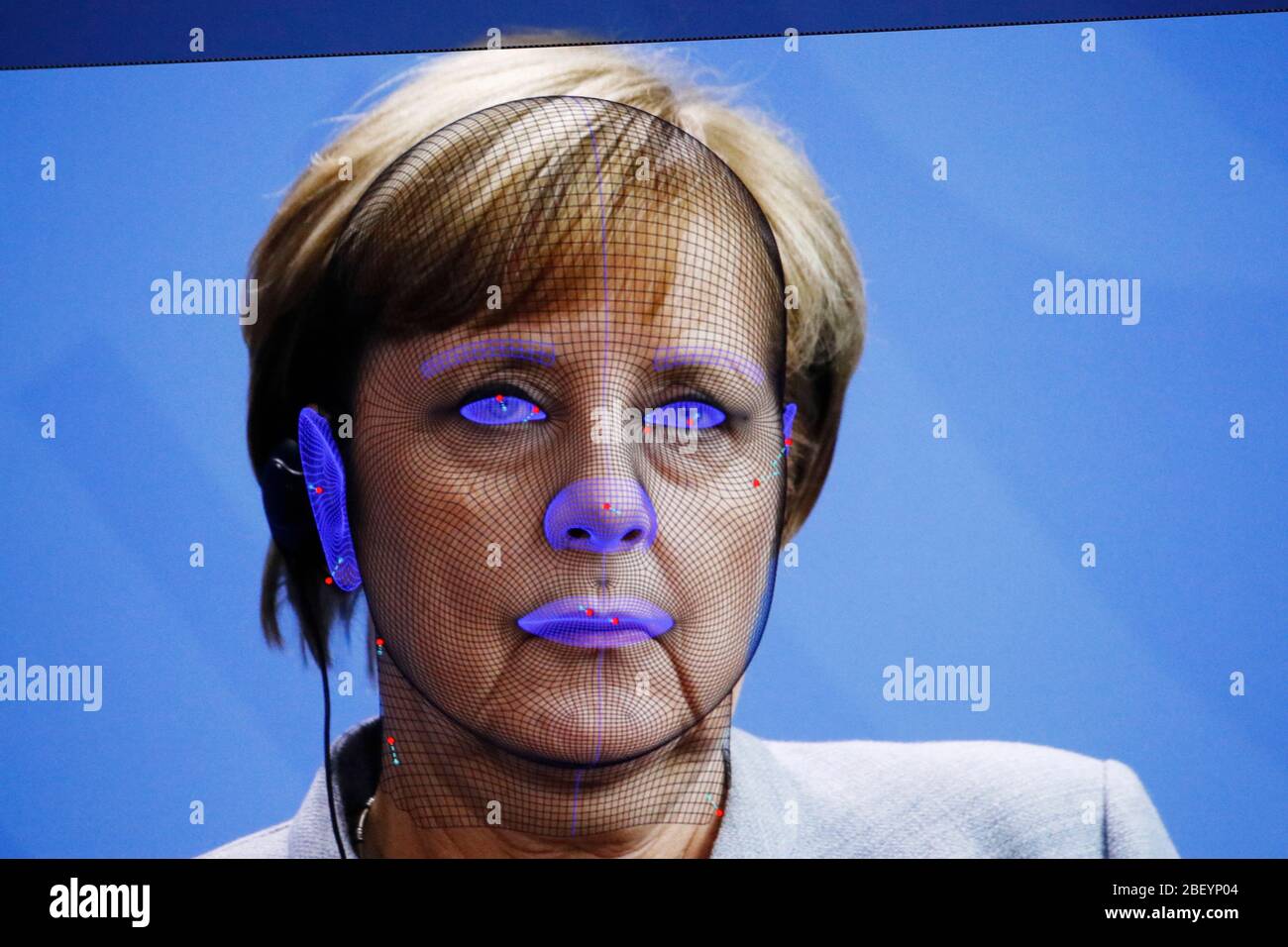 Vermessung eines Portraits von Angela Merkel zur Herstellung eines 3d Modells und Avatars (nur für redaktionelle Verwendung. No Werbung. Referenz Stockfoto