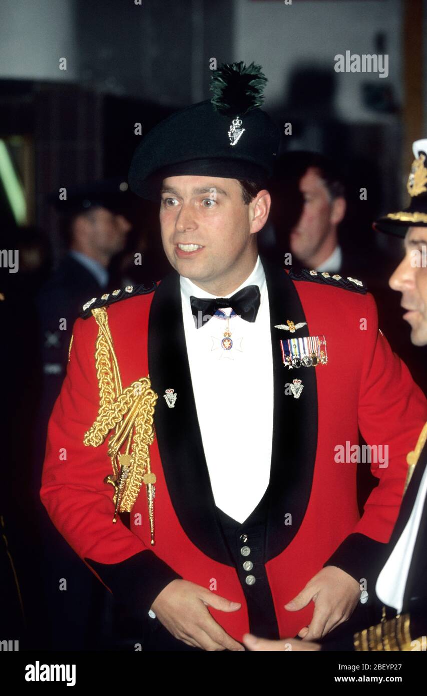 Prinz Andrew, Herzog von York beim Königlichen Turnier, trägt seine Armeeuniform am Earls Court, London, England Juli 1992 Stockfoto