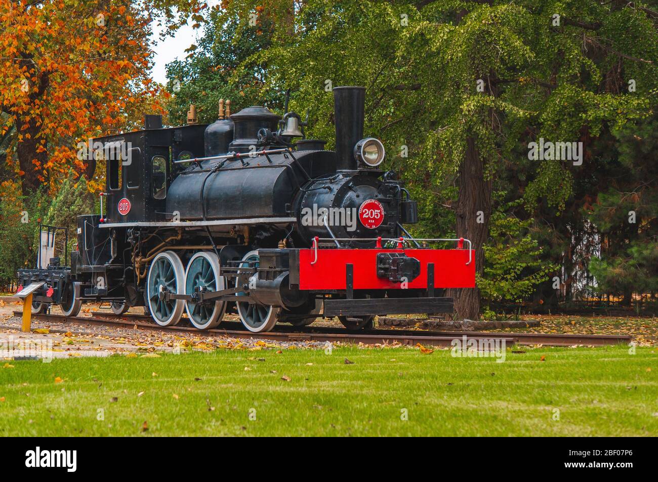 SANTIAGO, CHILE - APRIL 2016: Blick vom Eisenbahnmuseum in Estación Central Stockfoto