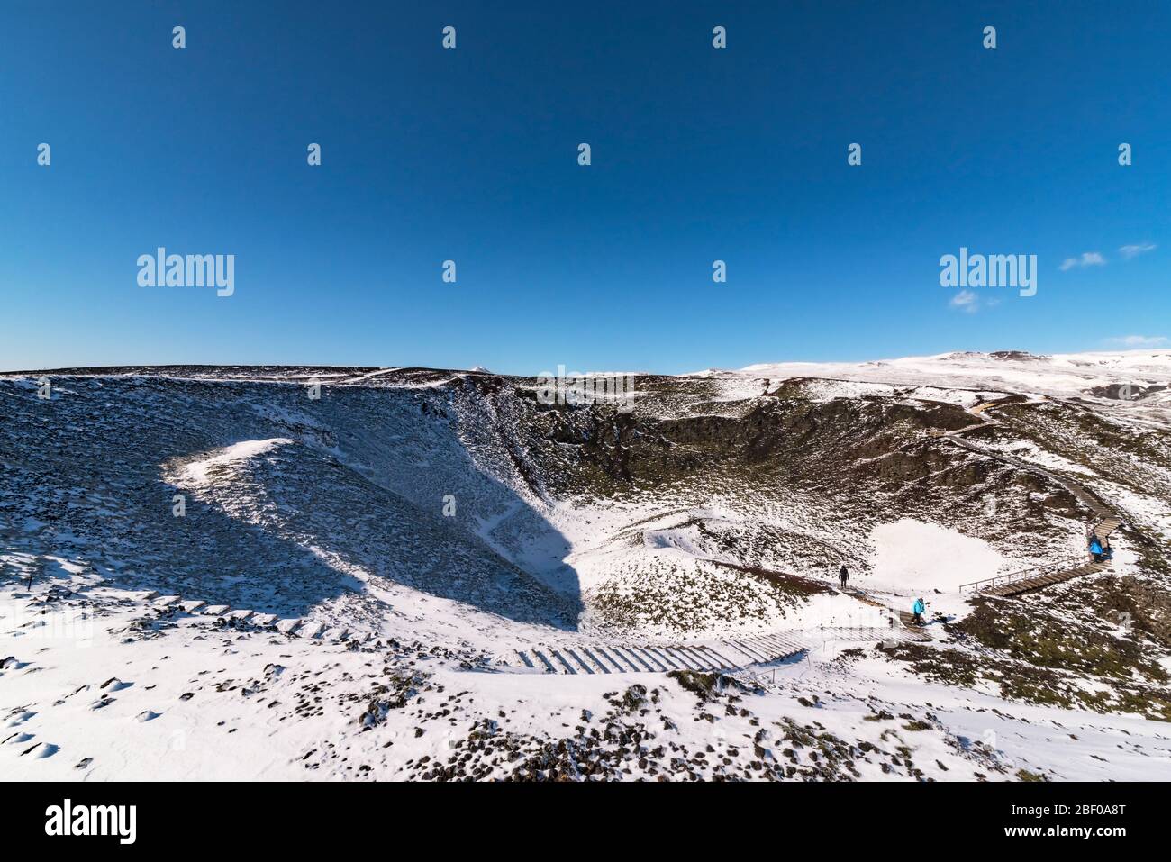 Panoramablick vom Vulkan Grabrok im Winter, island Stockfoto