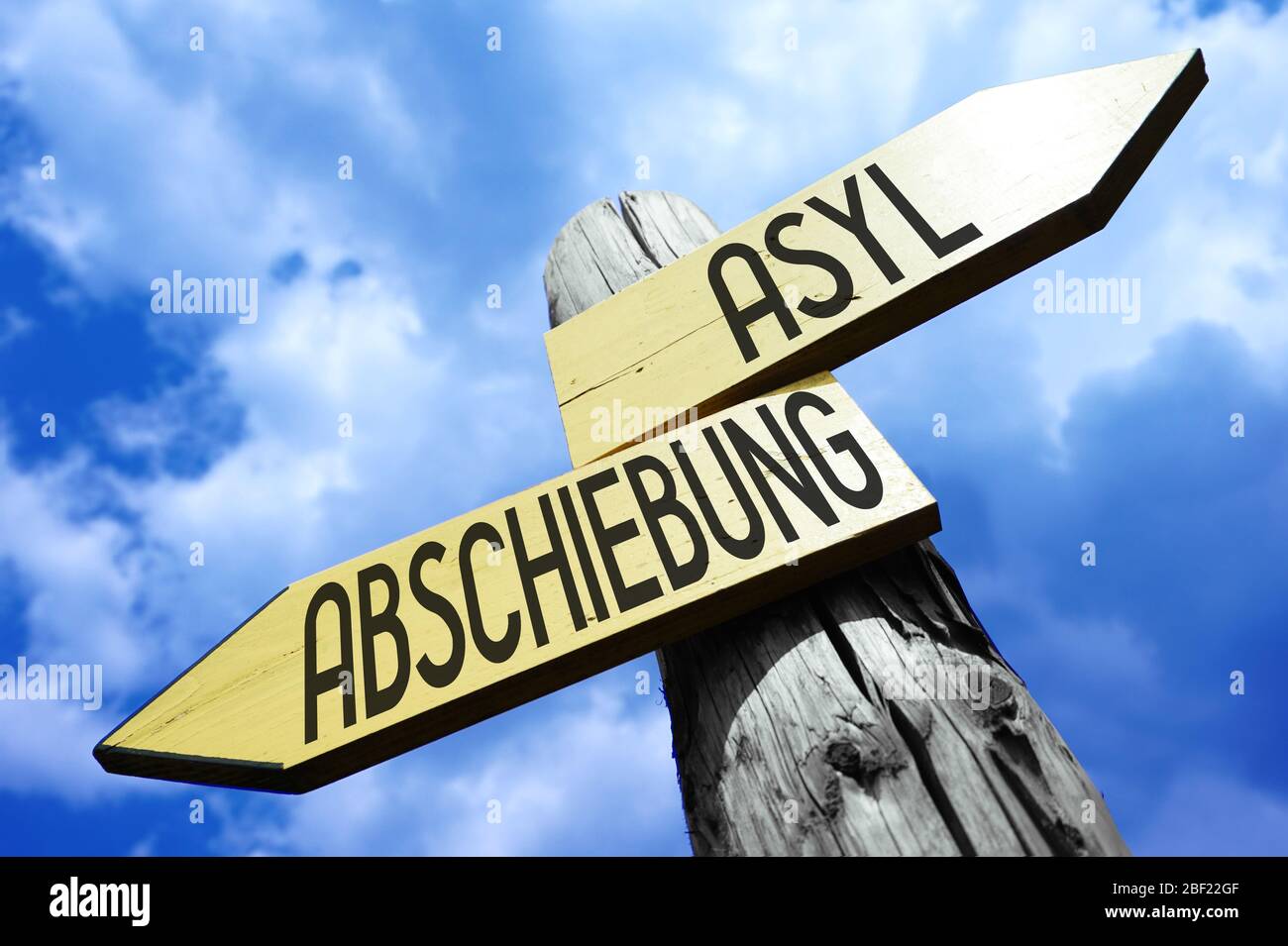 Asyl, Ablehnung - Holzschild Stockfoto