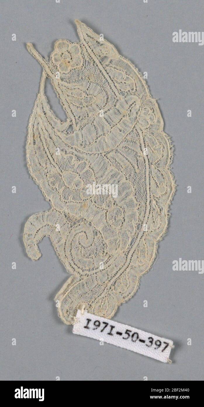 Fragment. Kleines Fragment eines Blattes im 'bizarren' Stil. Stockfoto