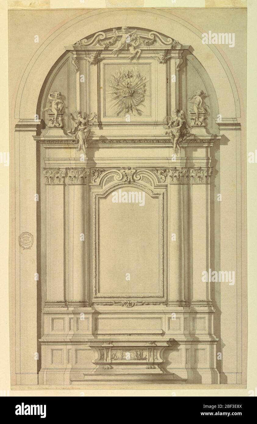 Projekt für einen Alter. Erhebung eines Altarbaus innerhalb eines Bogens. Oben ein gebrochener Giebel mit Engeln, die Festoons halten. Unten, innerhalb einer Tablette ist eine strahlende Krone innerhalb eines Kranzes. Auf beiden Seiten sitzen Skulpturen auf einer Entablatur. Stockfoto