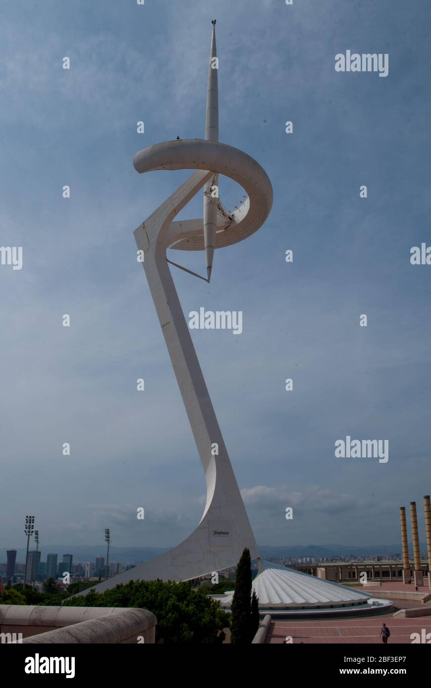 Architektur der 1990er Jahre Montjuic Communications Tower, Anella Olímpica (Olympiapark), Barcelona, Spanien von Santiago Calatrava Stockfoto