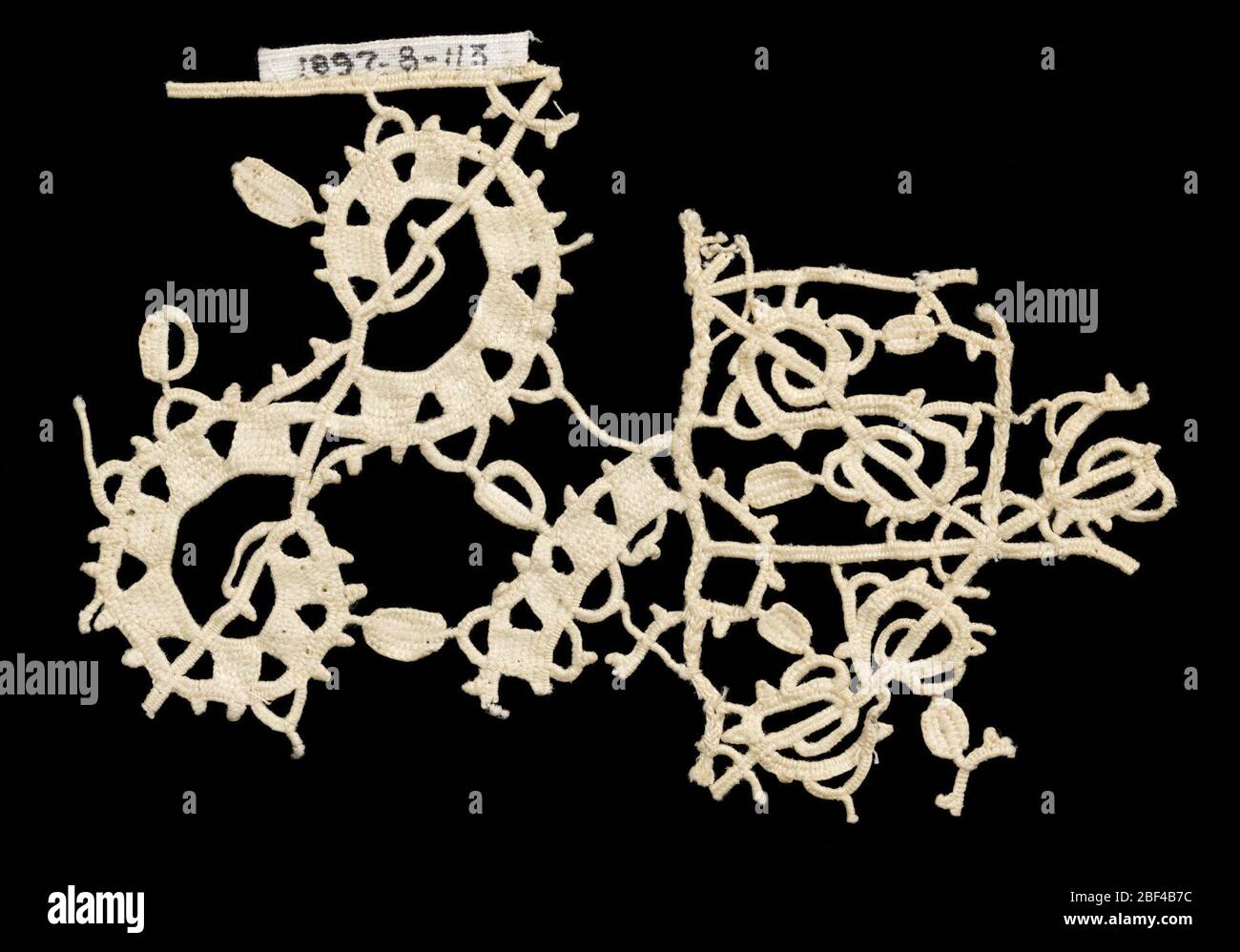 Fragment. Design auf Basis von S-Formen mit kleineren S-Formen in Quadraten eingeschlossen. Stockfoto