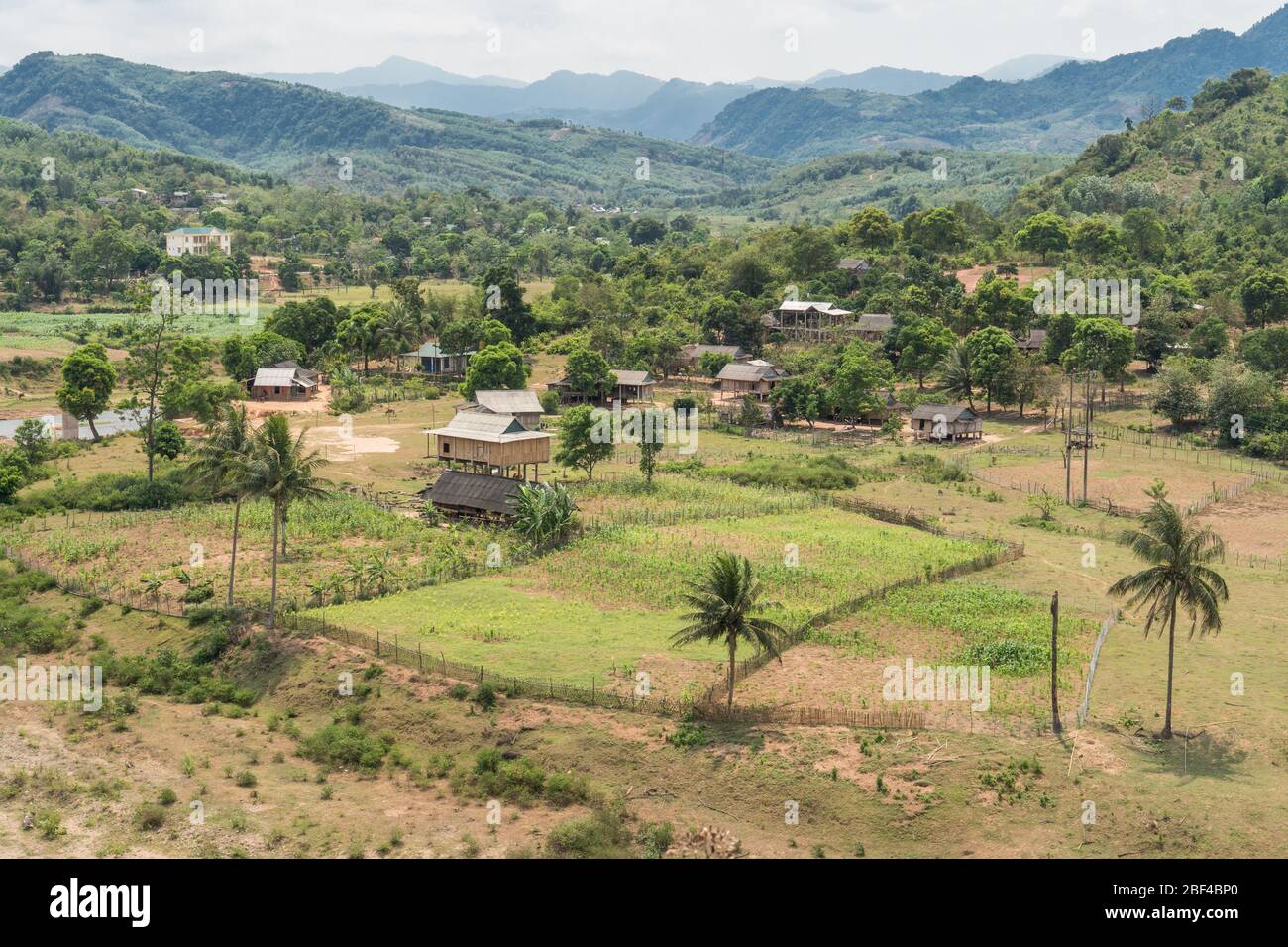 Blick auf den Ho Chi Minh Highway südlich von Khesanh, Vietnam Stockfoto