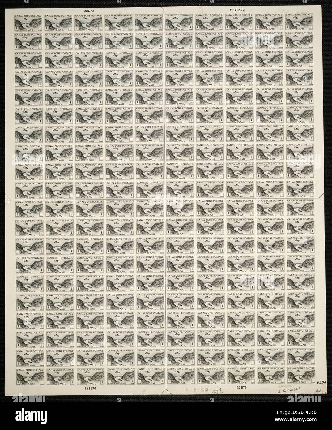 1 Canal Zone Gaillard Plattenfest geschnitten. Zertifizierte Plattenproofs sind der letzte gedruckte Proof der Platte vor dem Druck der Stempel im Büro für Gravur und Druck. Diese Plattenproofs sind jeweils eindeutig, mit den Genehmigungsunterschriften und dem Datum. Stockfoto