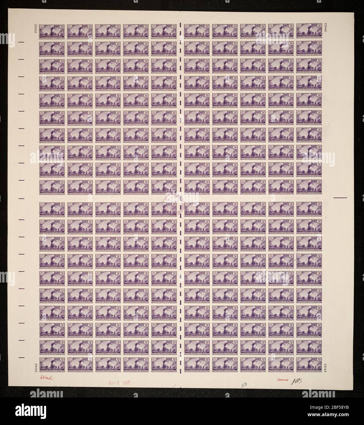 3c Transcontinental Railroad Plattenfest. Zertifizierte Plattenproofs sind der letzte gedruckte Proof der Platte vor dem Druck der Stempel im Büro für Gravur und Druck. Diese Plattenproofs sind jeweils eindeutig, mit den Genehmigungsunterschriften und dem Datum. Stockfoto