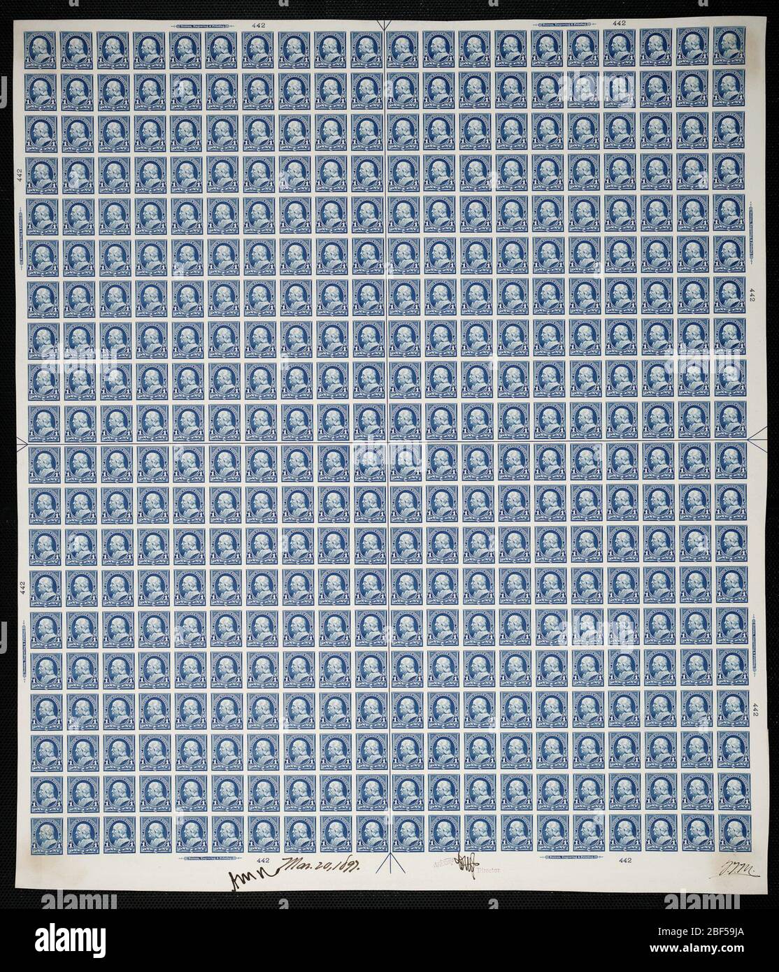 1c Franklin Plattenfest. Zertifizierte Plattenproofs sind der letzte gedruckte Proof der Platte vor dem Druck der Stempel im Büro für Gravur und Druck. Diese Plattenproofs sind jeweils eindeutig, mit den Genehmigungsunterschriften und dem Datum. Stockfoto