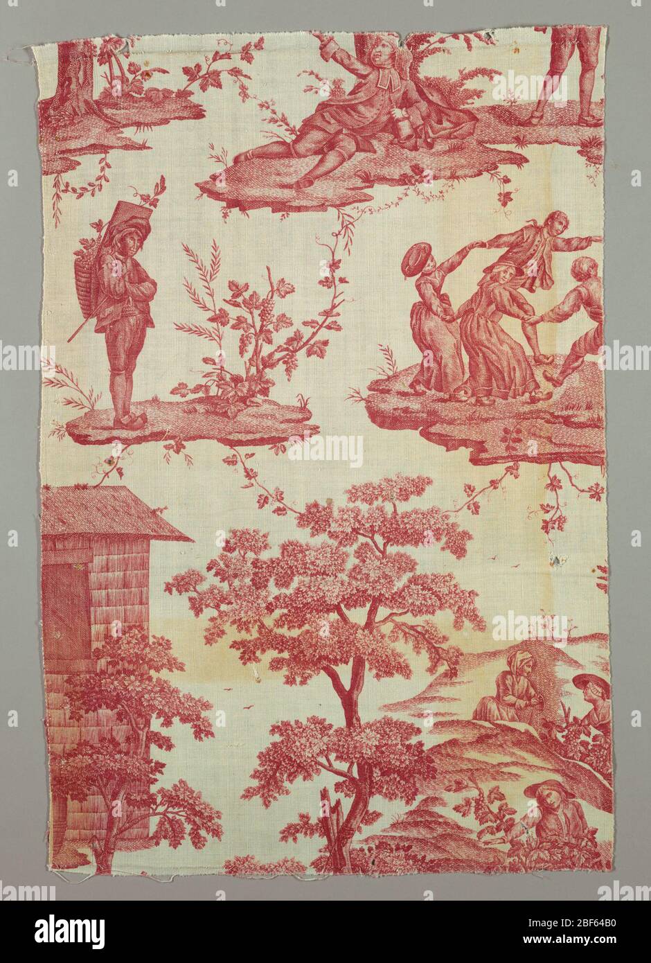 Les Vendanges. Tafel aus Baumwolle in rot gedruckt zeigt ein Design von Frauen Trauben ernten; Land Folk tanzen und umwerben; ein Mann auf dem Boden hält eine Flasche. Stockfoto