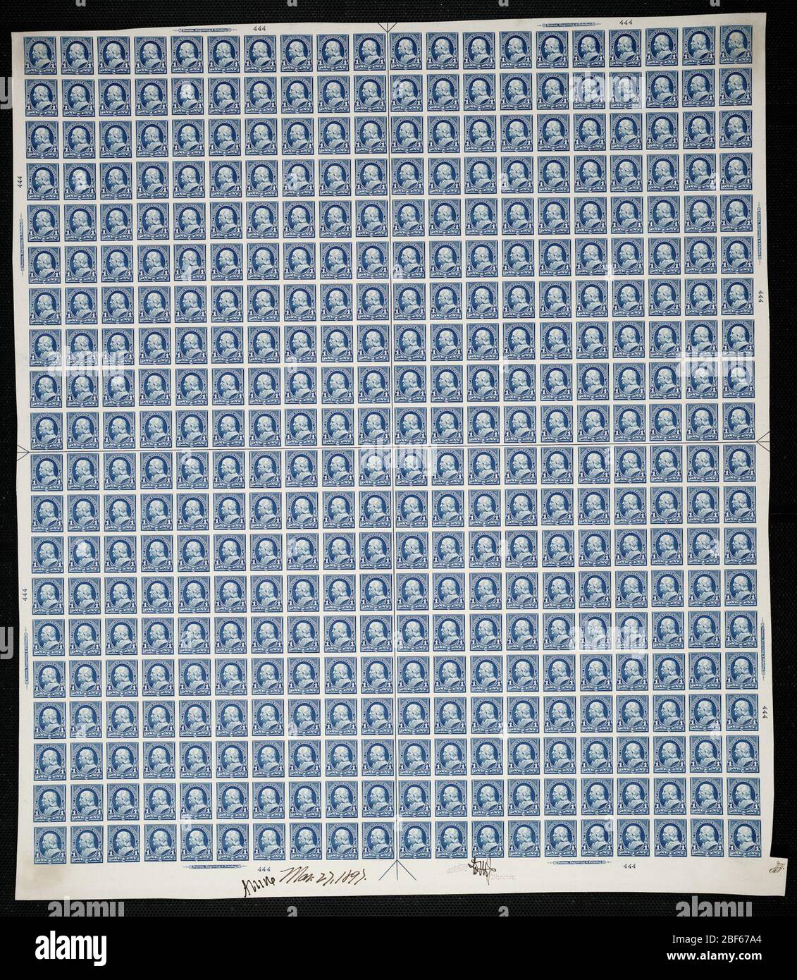1c Franklin Plattenfest. Zertifizierte Plattenproofs sind der letzte gedruckte Proof der Platte vor dem Druck der Stempel im Büro für Gravur und Druck. Diese Plattenproofs sind jeweils eindeutig, mit den Genehmigungsunterschriften und dem Datum. Stockfoto