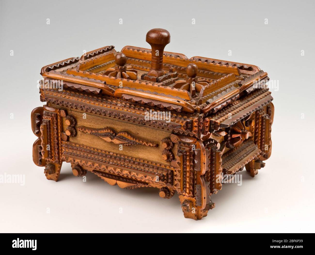 Tramp Art Box. Stockfoto