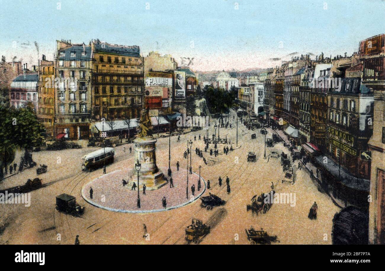 Vue de la Place Clichy Pry vers le Boulevard des Batignolles, publicite des Savons Cadum (Clichy-Platz in Paris) 1914 Ca Carte postale Collection p Stockfoto