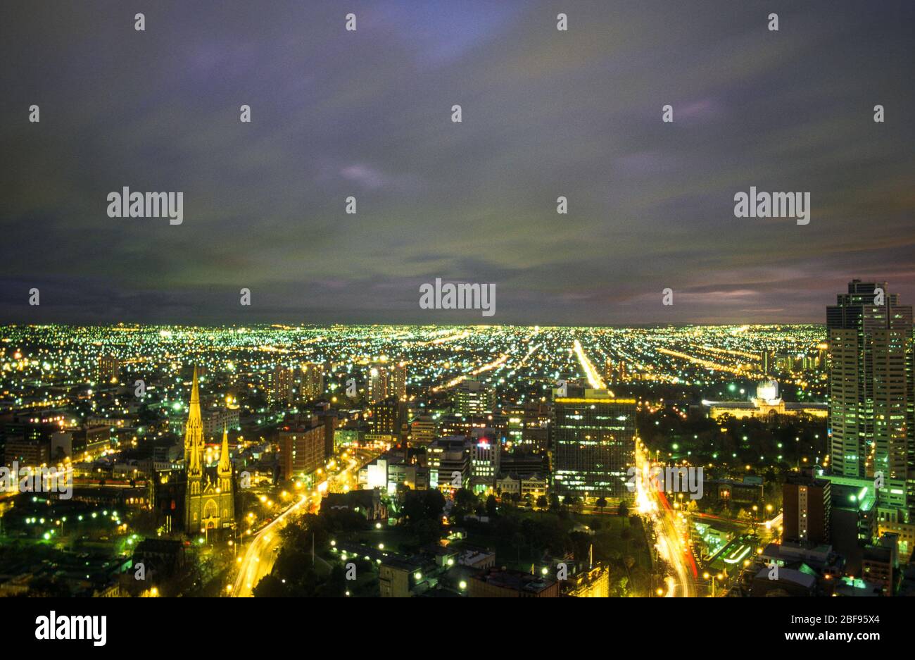 Night Skyline, Melbourne, Australien, Juli 1995 Stockfoto