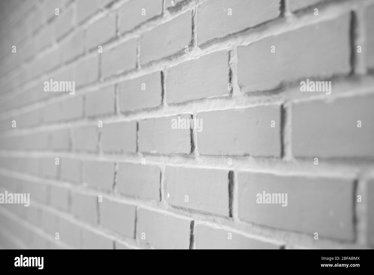 Abstrakte verwitterte Textur gebeizt alten Stuck hell grau und Alter Lack weiße Ziegel Wand Hintergrund im ländlichen Raum, Grunge rostigen Blöcke des Mauerwerks Te Stockfoto