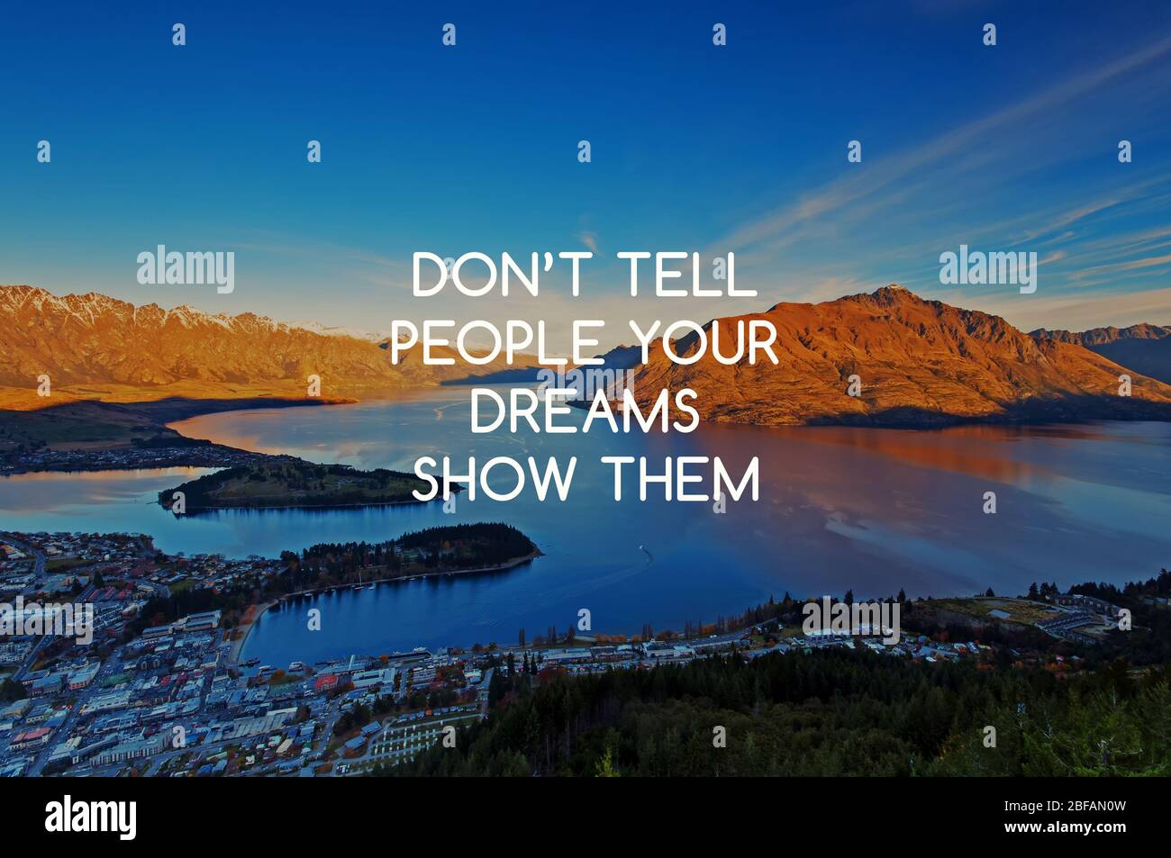 Inspirierende Zitate - erzählen Sie den Menschen nicht, was Ihre Träume ihnen zeigen. Stockfoto