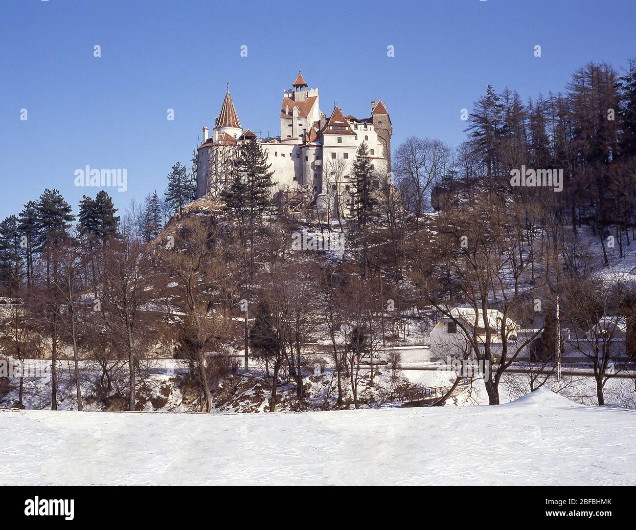 Bran (Dracula's) Schloss im Schnee, Bran, Brasov County, Rumänien Stockfoto