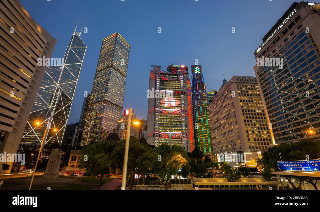 Das Mandarin Oriental Hotel, die HSBC Bank, die Standard Chartered Bank und die Bank of China, Central Financial District, Hongkong Stockfoto