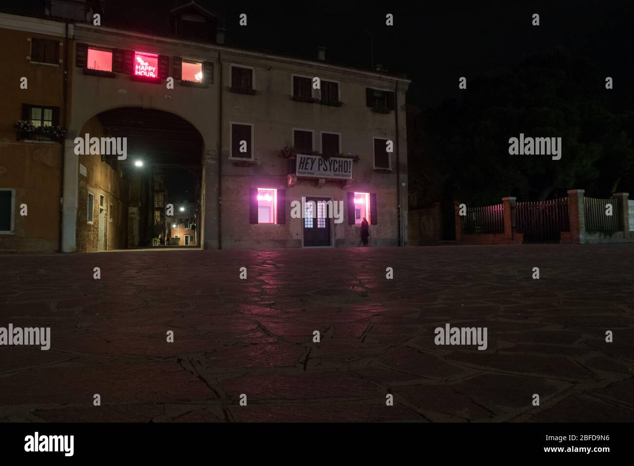 Die Ausstellung Hey Psycho! Von Douglas Gordon und Florian Süssmayr auf der Biennale Venedig 2019 in Italien Stockfoto