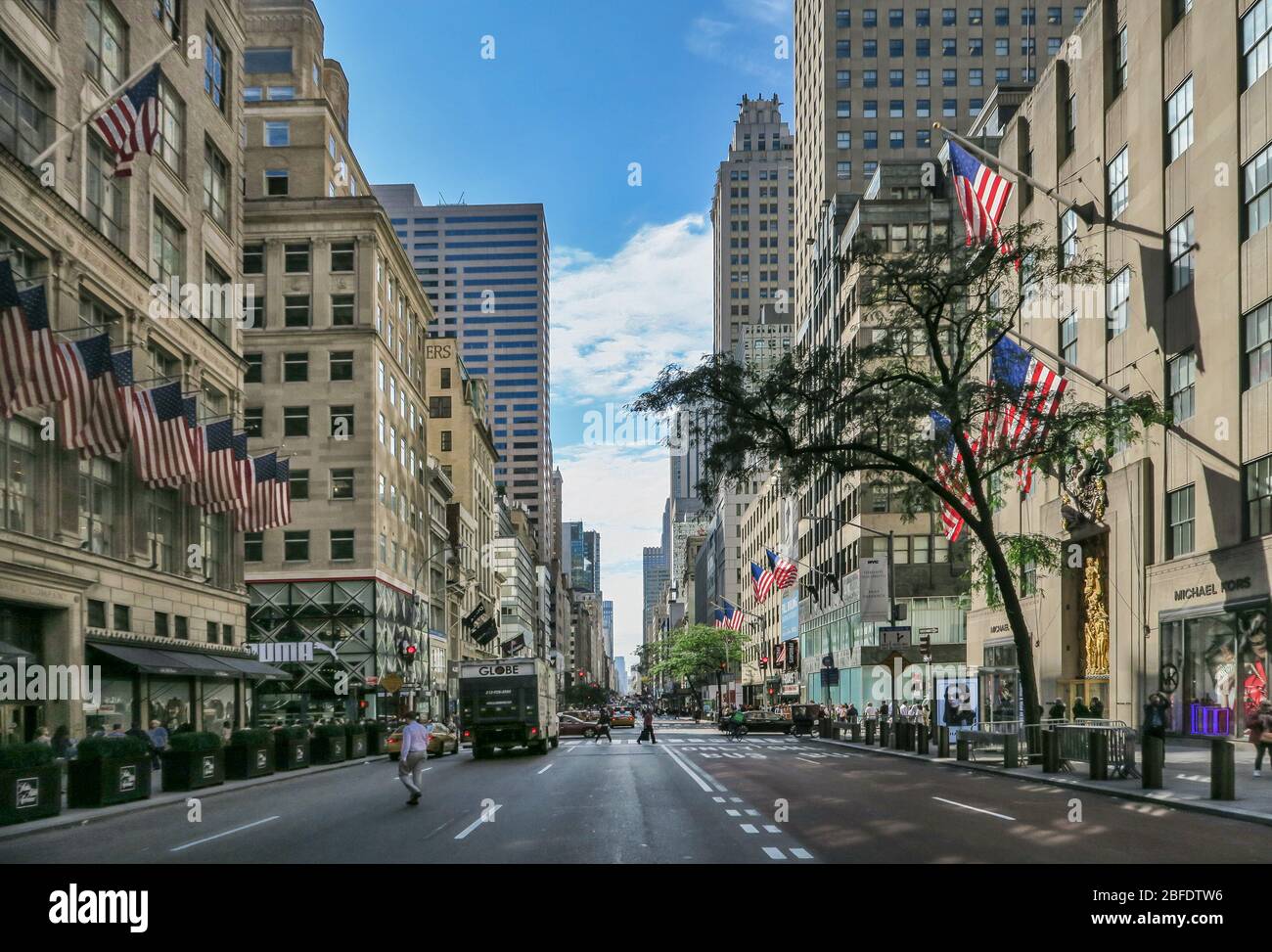5th Avenue, Blick auf die Straße von New York Stockfoto