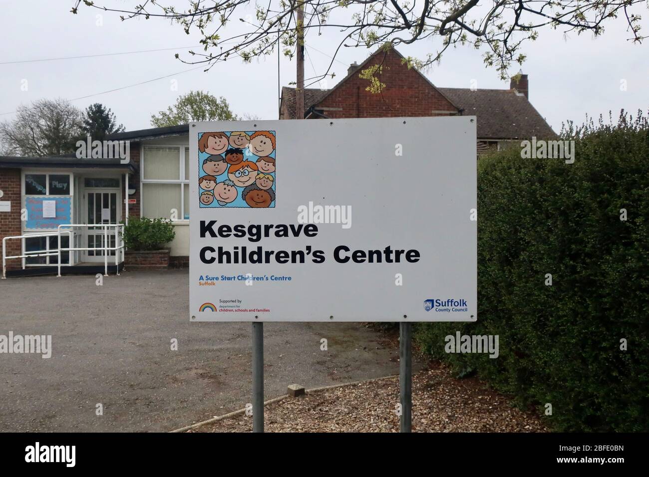Kesgrave, Suffolk, Großbritannien - 18. April 2020: Kinderzentrum, Bell Lane. Stockfoto