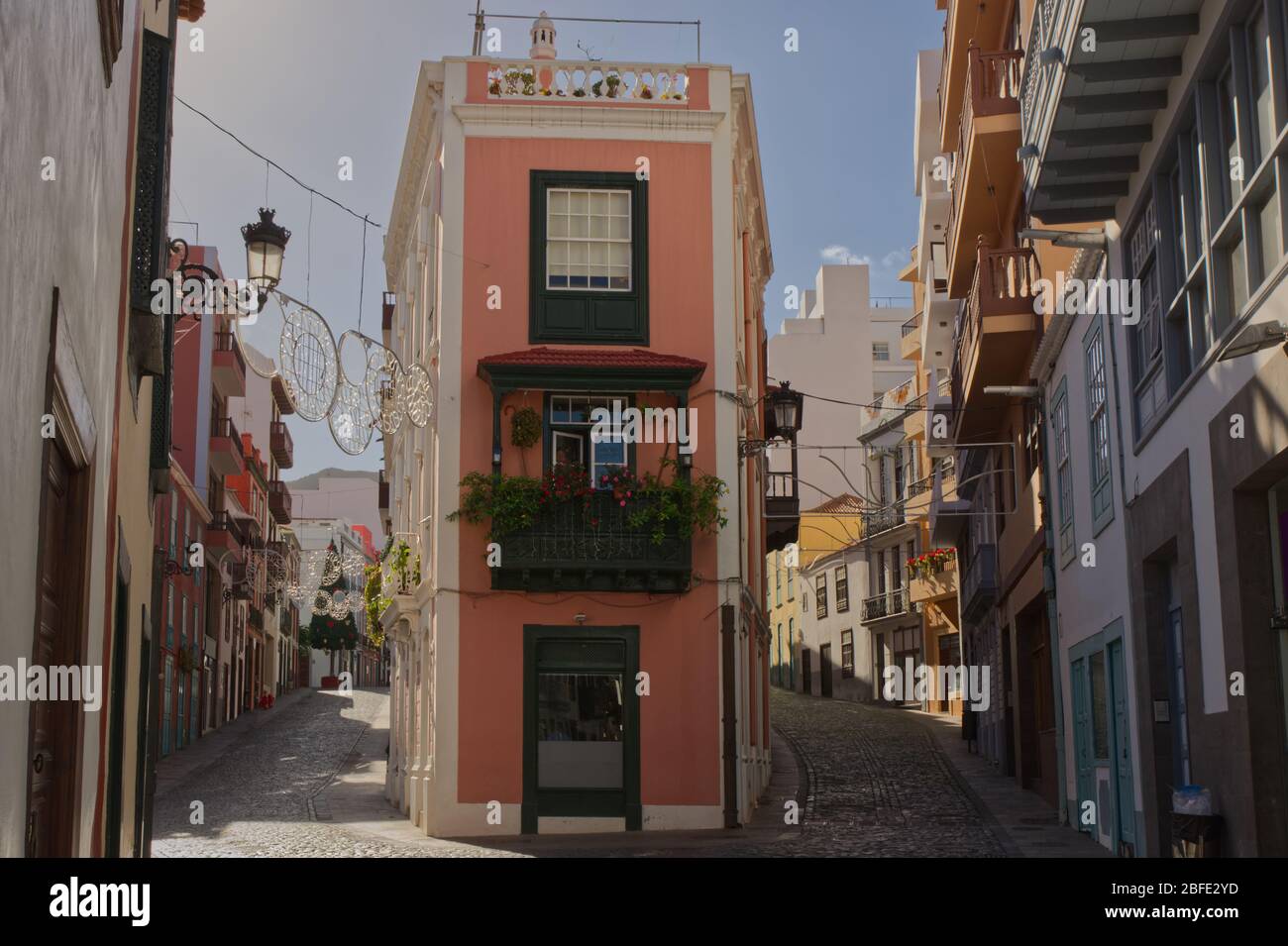 Einkaufsstraße (Alvarez de Abreu) in Santa Cruz, La Palma, Kanarische Inseln Stockfoto