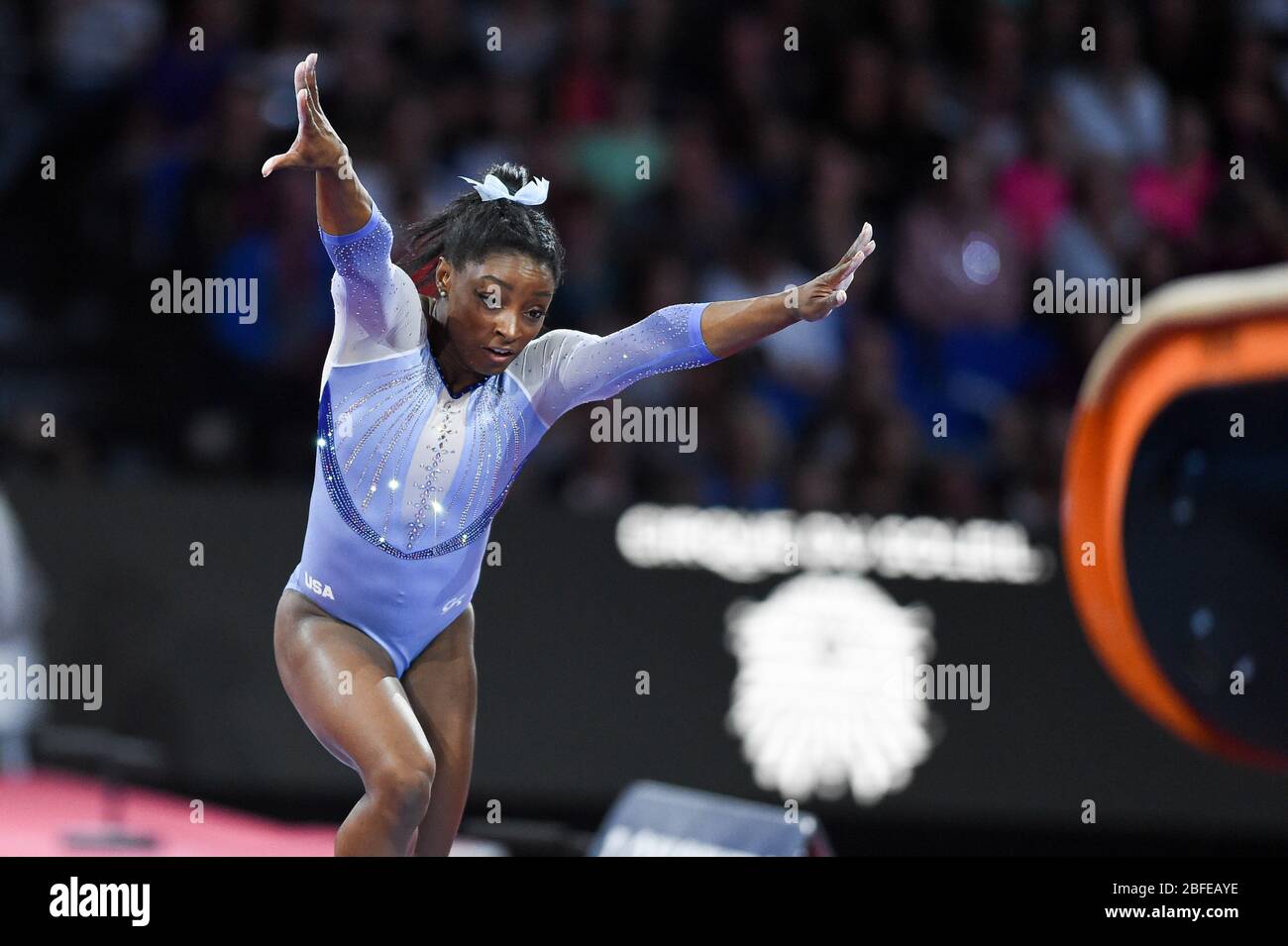 simone biles (usa) Gewölbe während der Weltmeisterschaften im Kunstturnen, stuttgart (dt.), Italien, 04. Oktober 2019, Sportturnen Stockfoto
