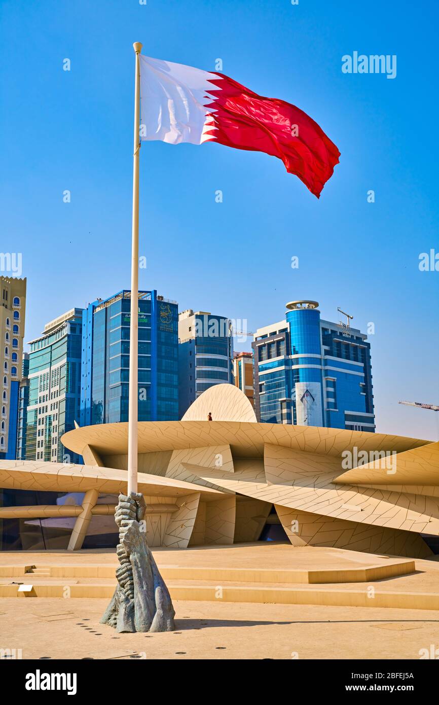 Doha ,Katar -26. Dezember 2019 : Nationalmuseum von Katar die Wüste Rosenbau von französisch Architekt Jean Nouvel gemacht Stockfoto