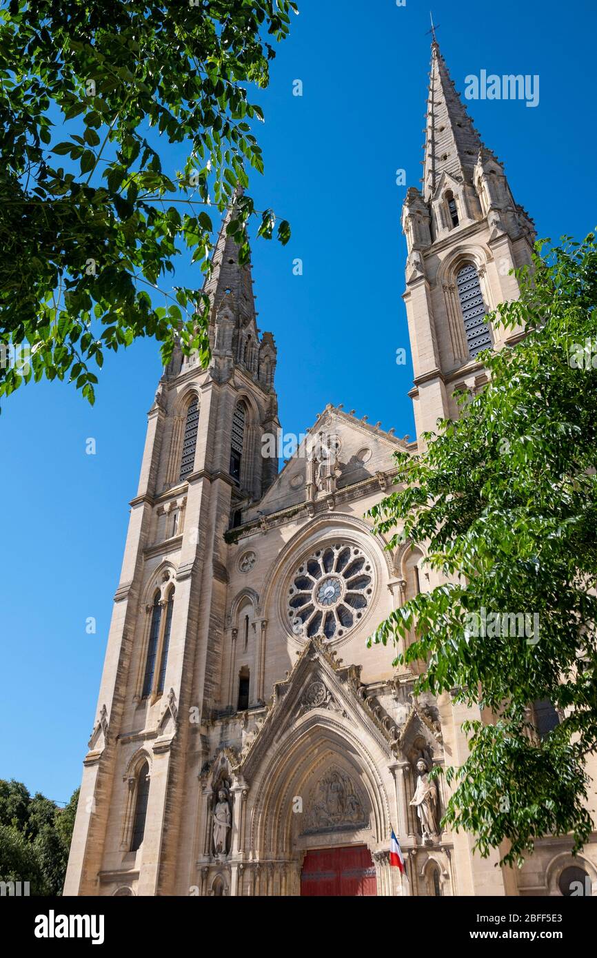 Kirche des heiligen Baudilus in Nimes, Frankreich, Europa Stockfoto