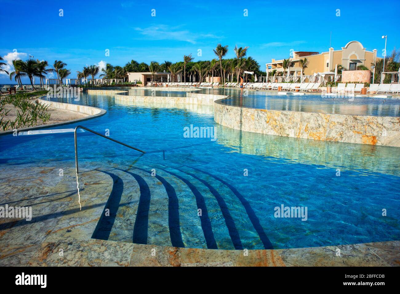 Pool des TRS Grand Palladium White Sand Resort and Spa in Riviera Maya, Yucatan Peninsula, Quintana Roo, Karibische Küste, Mexiko Stockfoto