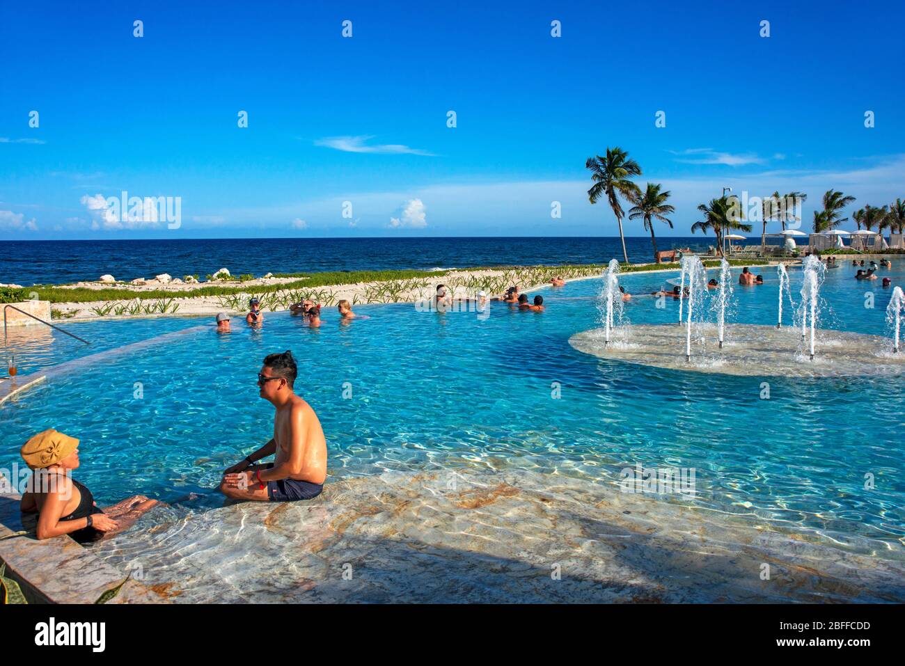 Pool des TRS Grand Palladium White Sand Resort and Spa in Riviera Maya, Yucatan Peninsula, Quintana Roo, Karibische Küste, Mexiko Stockfoto