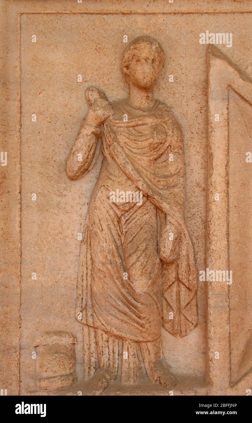 Sarkophag von Olia Tertula (vor 15 Jahren). 2. Jahrhundert. Römische Ära. Frau. Detail. Ravenna, Italien. Stockfoto