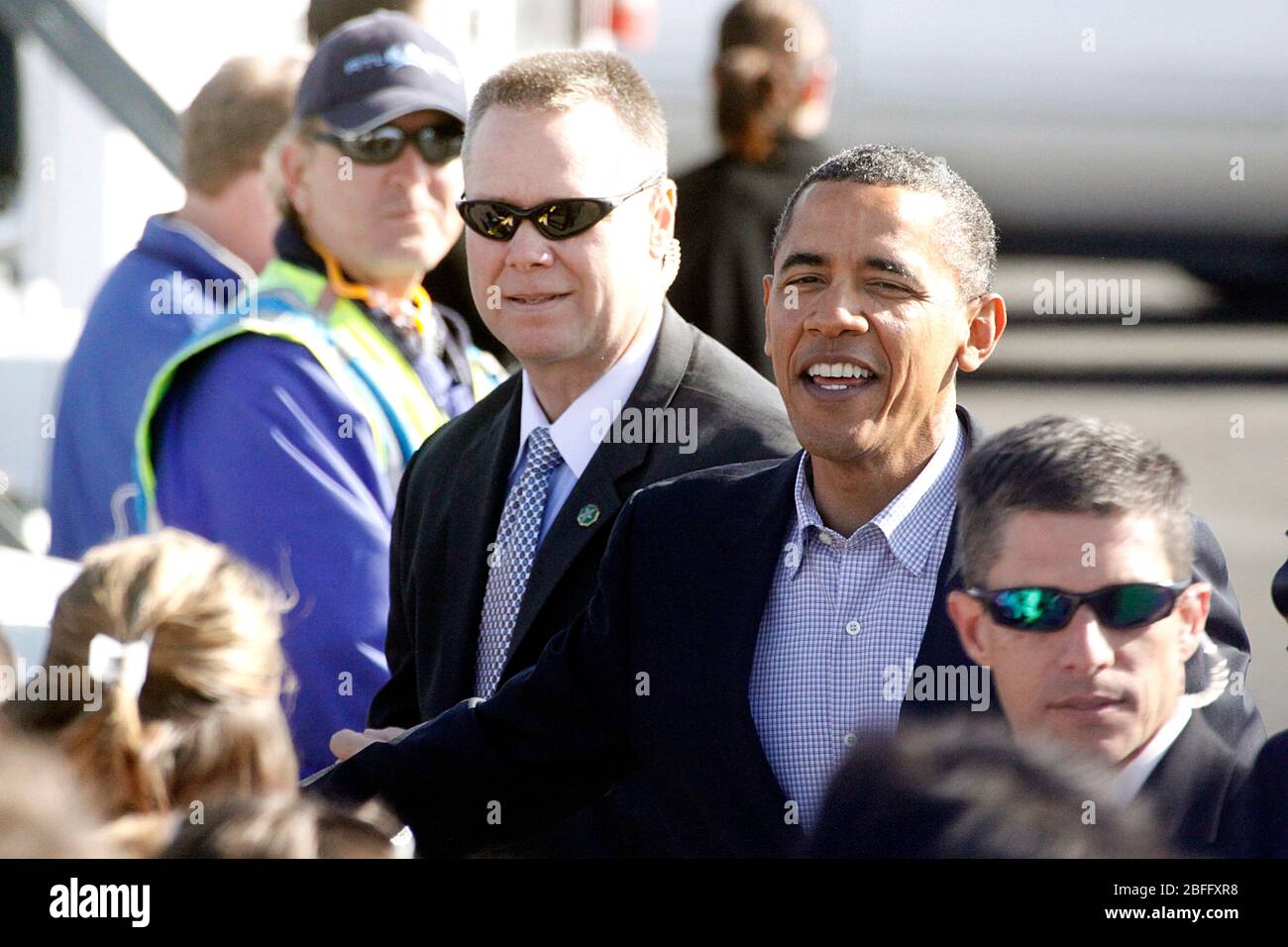 Präsident Obama Ankunft in Air Force One in Philadelphia, Pa am 30. Oktober 2010 Quelle: Scott Weiner/MediaPunch Stockfoto