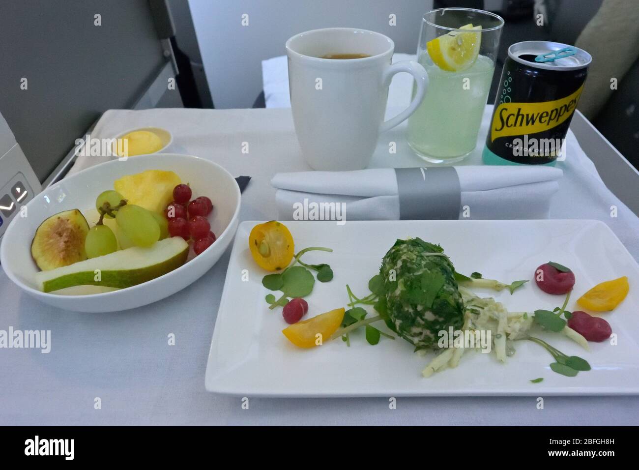 Catering vor der Ankunft auf einem BA-Langstreckenflug, Kalifornien, USA Stockfoto Catering vor der Ankunft auf einem BA-Langstreckenflug, Kalifornien, USA Stockfoto