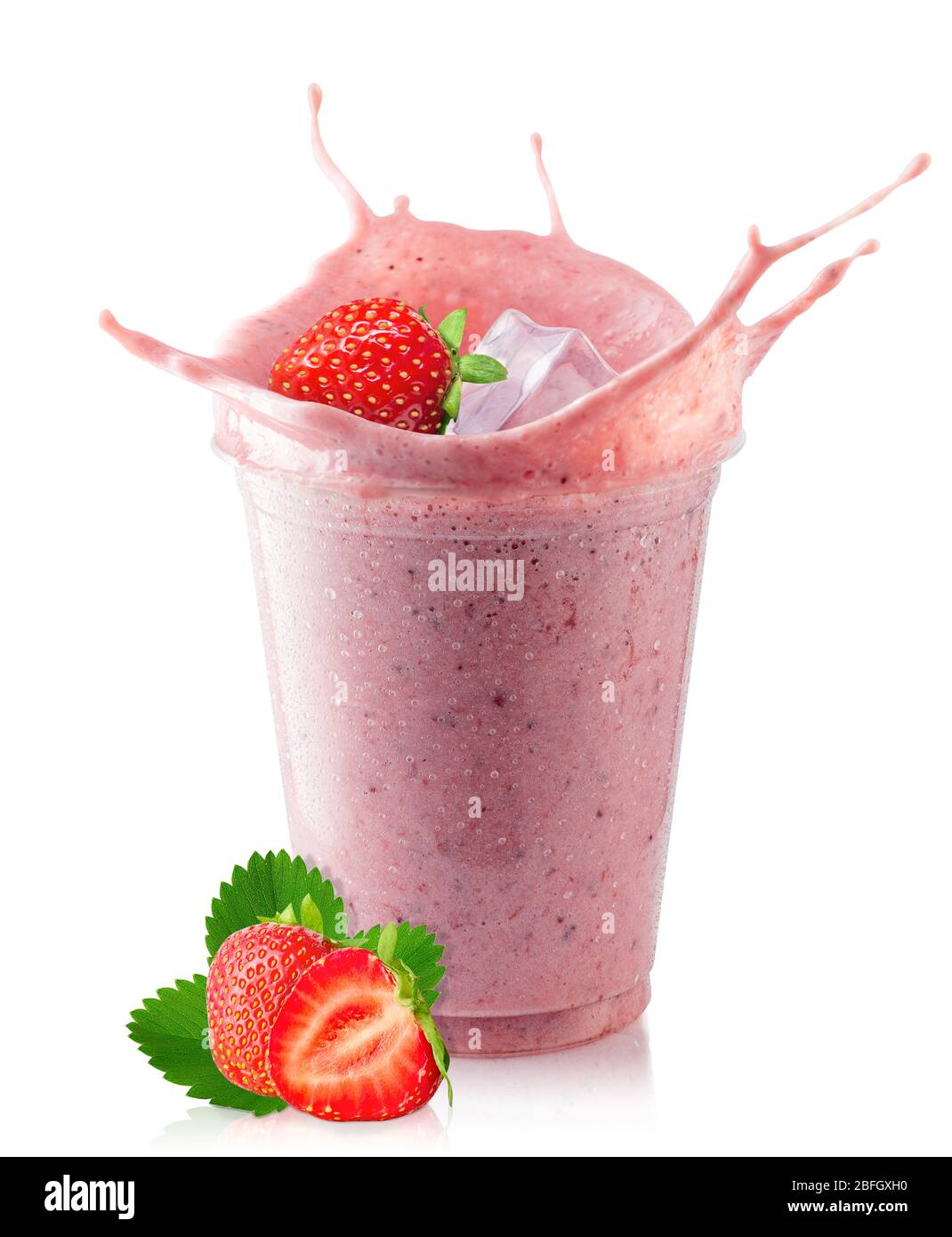 Erdbeer Milchshake in Glas Stockfoto
