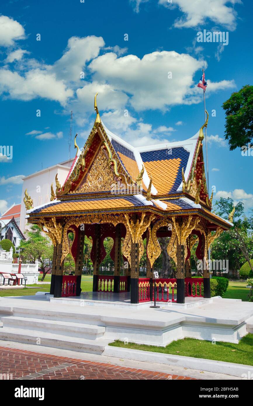 Nationalmuseum Bangkok - Bangkok, Thailand. Klassische thailändische Architektur im Nationalmuseum von Bangkok. Stockfoto