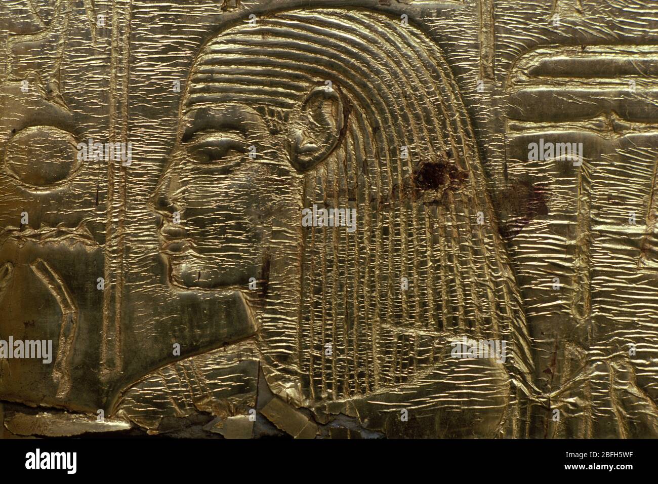 Ägypten/Kairo: Ägyptisches Museum: Goldener Kanopenschrein Tutenchamuns Stockfoto