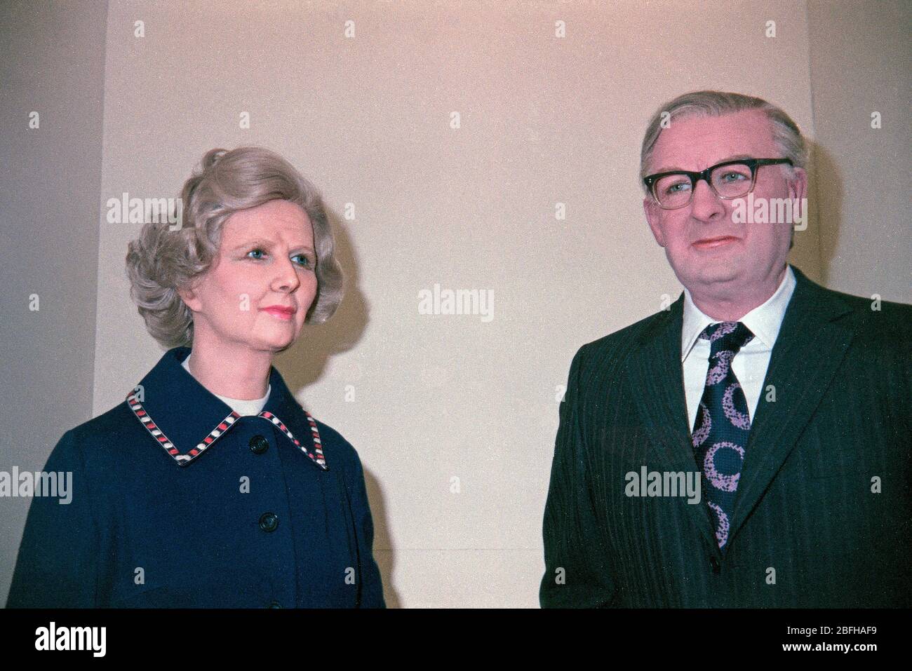 Wachsfiguren der Premierminister Margret Thatcher und James Callaghan in Louis Tussaud´s, April 1979, Brighton, England, Großbritannien Stockfoto