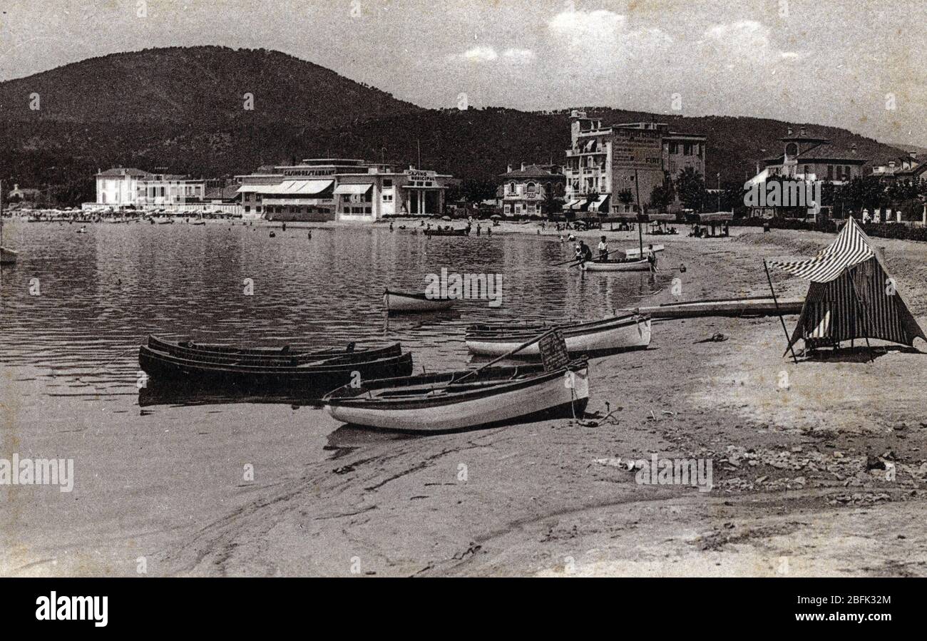 Vue sur la Plage de sainte Maxime (Sainte-Maxime) avec le Casino, Var - Cote d'azur - Carte postale annees 1910 Collection privee Stockfoto