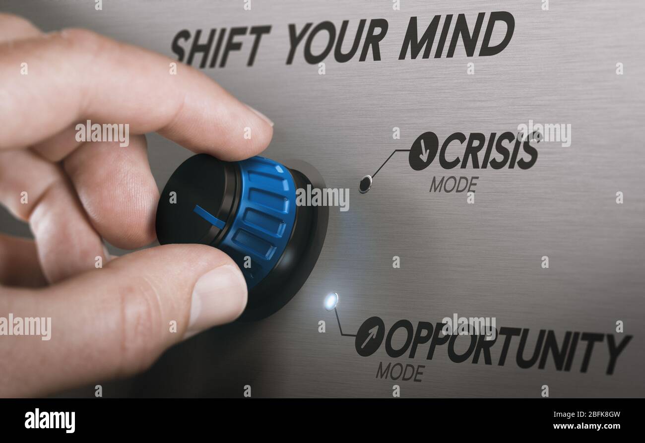 Der Mensch dreht einen Knopf, um die Krise in eine Chance zu verwandeln. Zusammengesetztes Bild zwischen einer Handfotografie und einem 3D-Hintergrund. Stockfoto