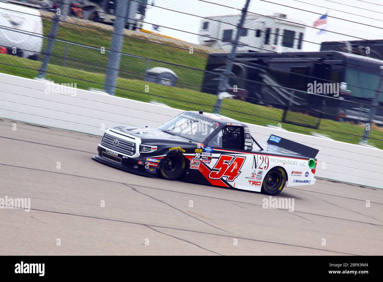 Newton, Iowa - 15. Juni 2019: Natalie Decker, NASCAR Gander Outdoor Truck Series M&M 300 Rennen 2019 Stockfoto