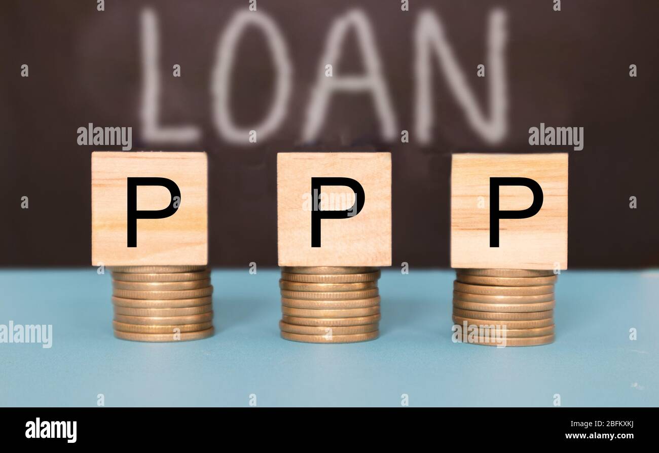 PPP oder Paycheck Protection Program Geschäftsdarlehen als Coronavirus oder Covid-19-Hilfe-Konzept Stockfoto