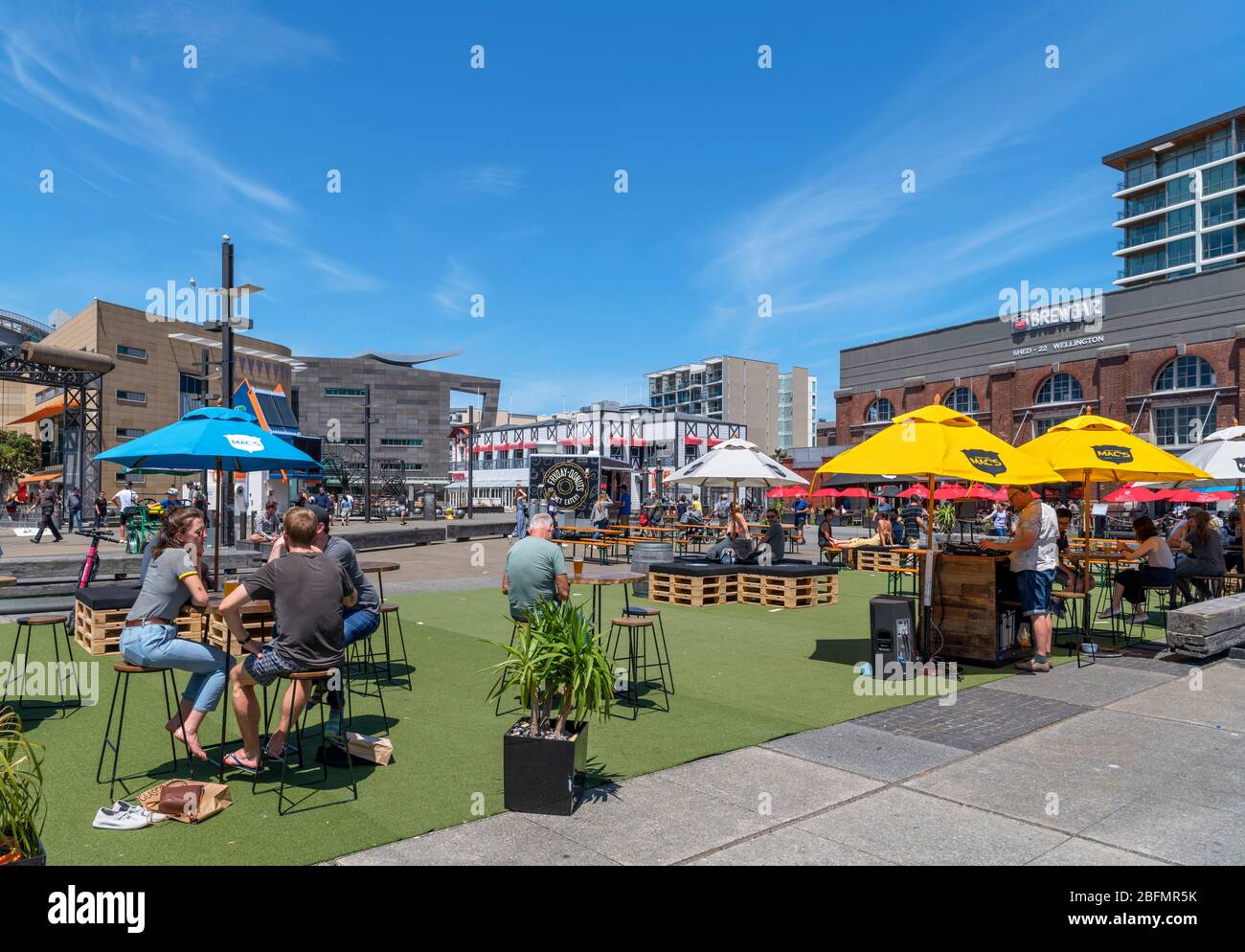 Cafés, Bars und Restaurants auf Odins Plaza, Wellington, Neuseeland Stockfoto