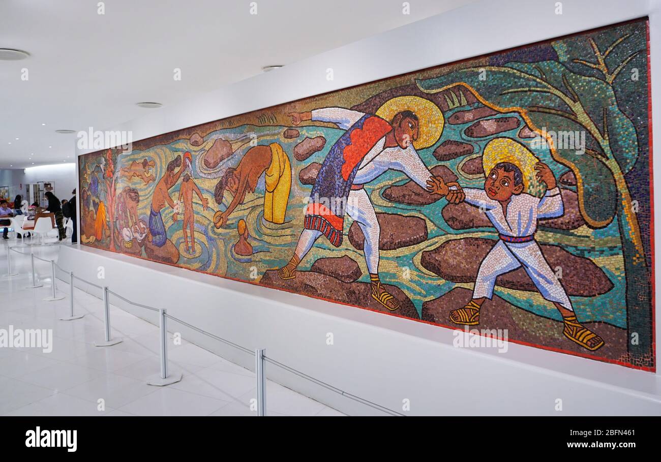 Diego Rivera Mosaik, Bad im Fluss oder 'Juchitan River' oder 'Bad von Tehuantepec', im Soumaya Museum in Mexiko-Stadt, Mexiko. Stockfoto