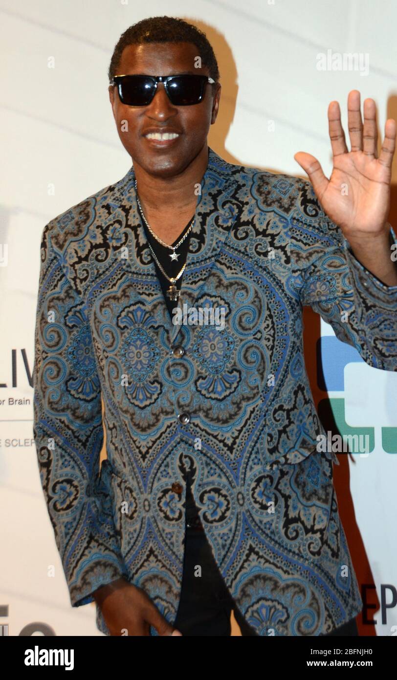 LAS VEGAS, NV - APRIL 13: Babyface kommt zur 17. Jährlichen Keep Memory Alive "Power of Love Gala" für die Cleveland Clinic Lou Ruvo Center for Brain Health, die den 80. Geburtstag von Quincy Jones und Sir Michael Caine am 13. April 2013 in Las Vegas, Nevada, feiert. Personen: Babyface Kredit: Storms Media Group/Alamy Live News Stockfoto