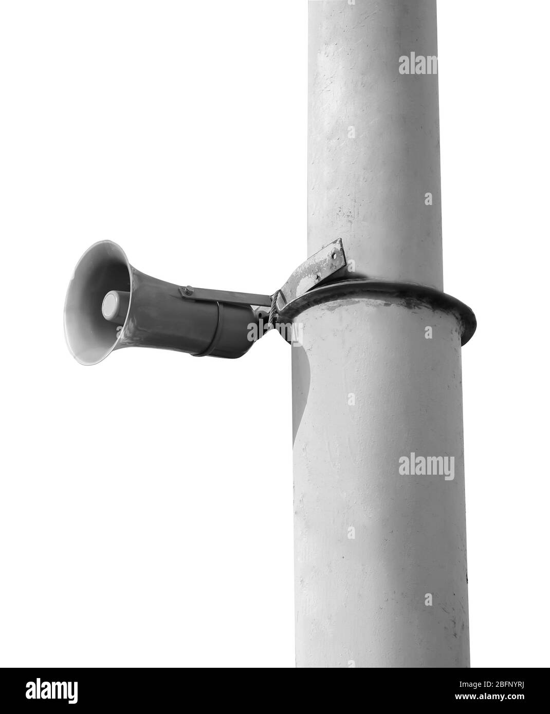 Mast mit Megaphon auf weißem Hintergrund Stockfoto