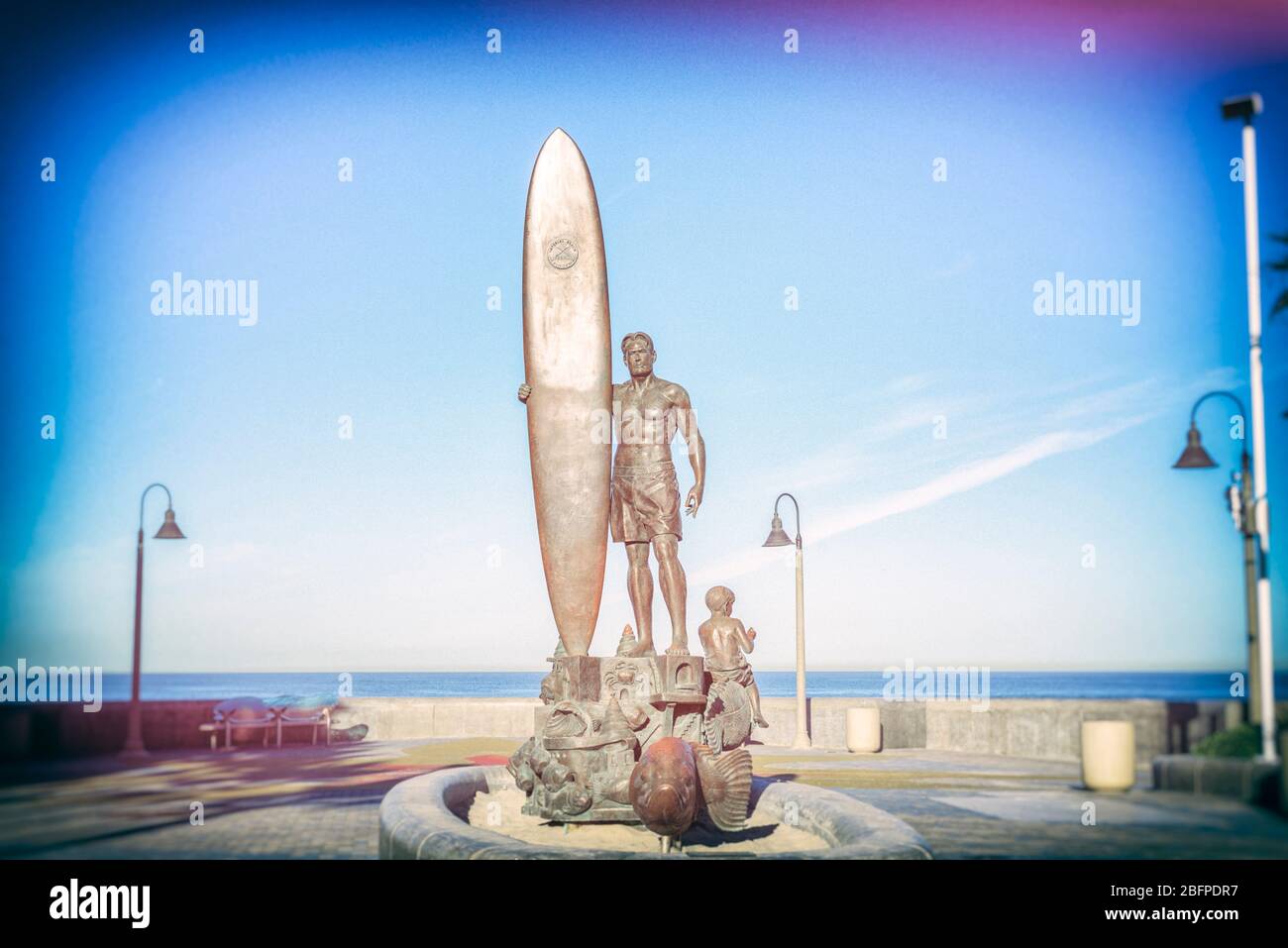 Die Statue des Geistes des Imperial Beach. Imperial Beach, CA, USA. Foto mit Vintage- oder Retro-Effekt bearbeitet. Stockfoto