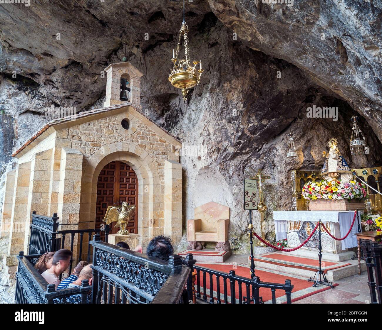 Santa Cueva de Covadonga. Asturien. España Stockfoto