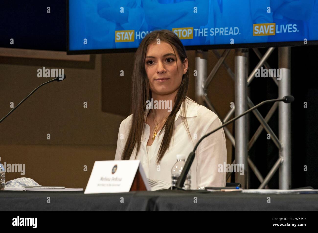 NEW YORK, NY - 19. APRIL 2020: Mariah Kennedy Cuomo nimmt an der Pressekonferenz des Gouverneurs Andrew Cuomo über die COVID-19-Krise Teil. Stockfoto