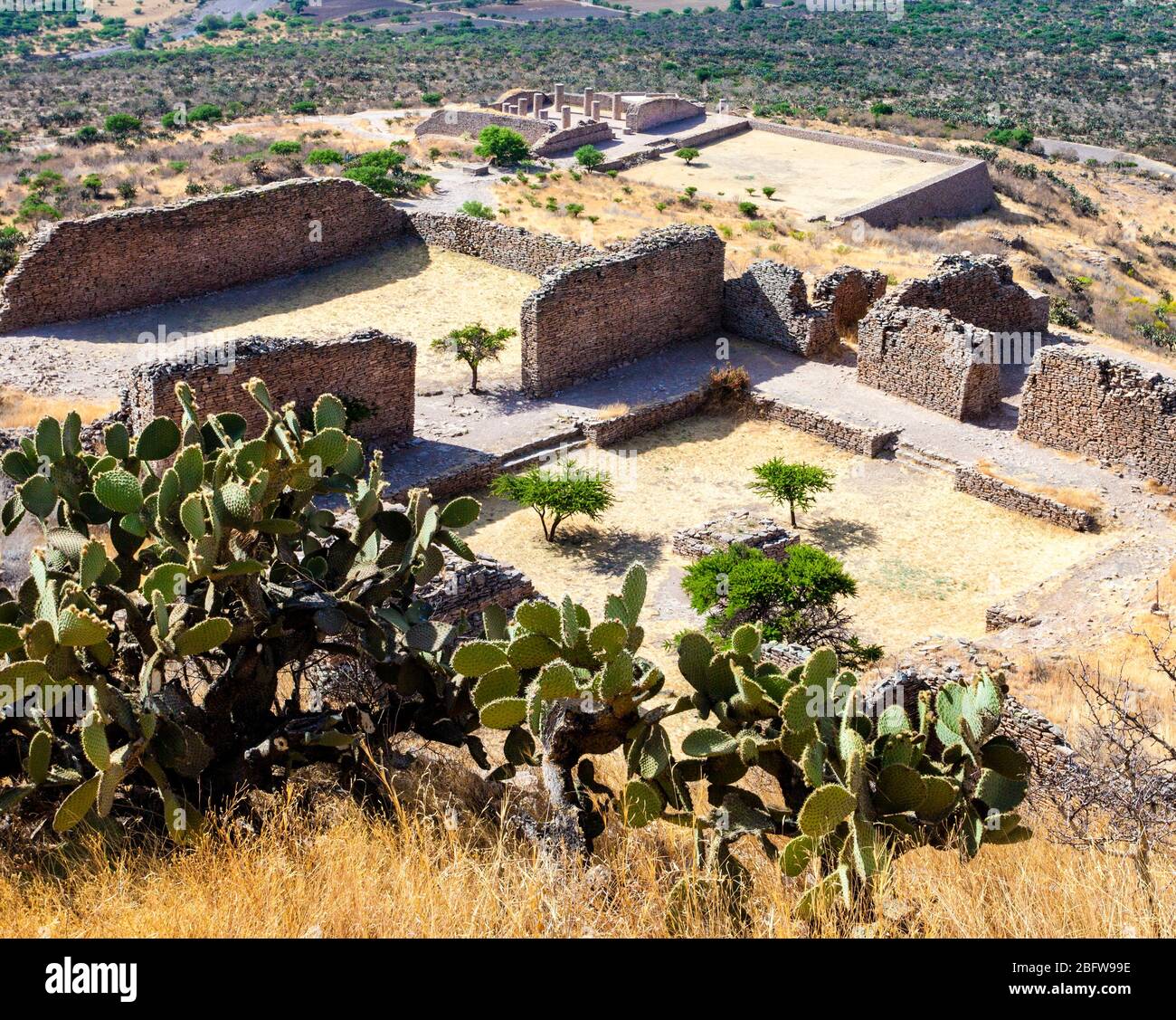 Blick auf die Ruinen von Chicomoztoc, auch bekannt als La Quemada, in Zacatecas, Mexiko. Stockfoto